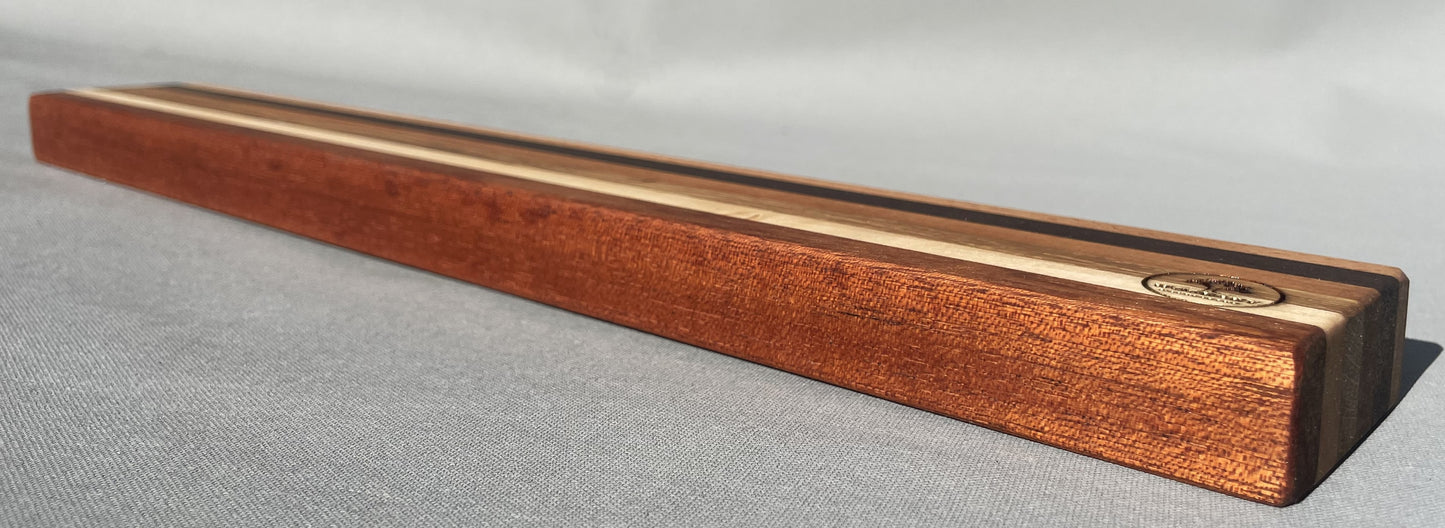 Messerhalter magnetisch in Wenge+Merbau+Eiche+Ahorn+Kirsche+Buche "WideStripes"